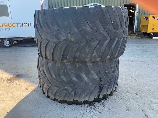 Vredestein - flotation trac 750/60r30.5 - tyre, wheel and rim (2x) - afbeelding 4 van  6