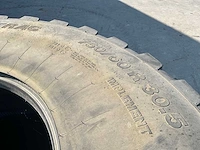Vredestein - flotation trac 750/60r30.5 - tyre, wheel and rim (2x) - afbeelding 9 van  10