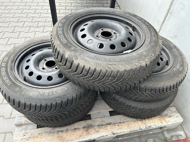 Vredestein - winter - 185/65 r15 - autoband (5x) - afbeelding 3 van  5