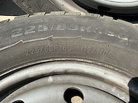 Vredestein 16” velg met band - 225/65 r 16 c (4x) - afbeelding 1 van  2