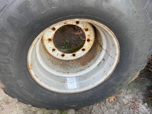 Vredestein flotation + band met velg - afbeelding 4 van  7