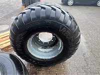 Vredestein flotation + band op velg 700/45-22.5 - afbeelding 1 van  7