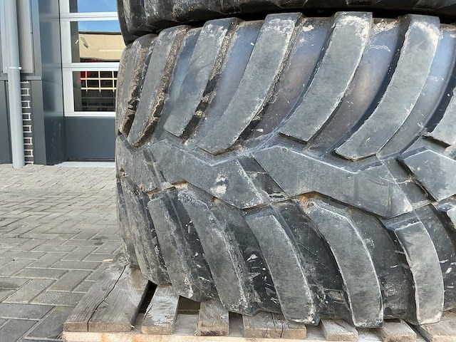 Vredestein flotation trac band met velg (2x) - afbeelding 3 van  5