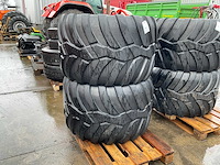Vredestein flotation trac landbouwband met velg (2x) - afbeelding 1 van  6