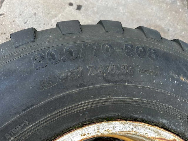 Vredestein – landbouwband 20.0/70-508 16 ply met velg 8-gaats (1x) - afbeelding 3 van  3