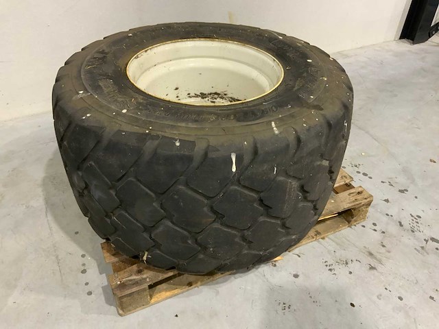 Vredestein radial 600/50r22.5 kipper band - afbeelding 2 van  6