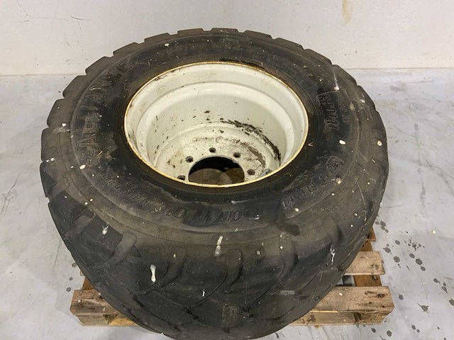 Vredestein radial 600/50r22.5 kipper band - afbeelding 3 van  6