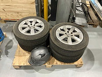 Vredestein sportracs band met velg (4x) - afbeelding 2 van  6