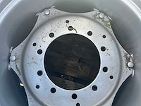Vredestein traxion + 480/65r28 band met velg - afbeelding 6 van  13