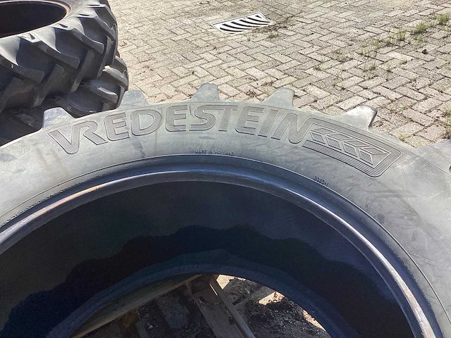 Vredestein traxion band - afbeelding 5 van  8