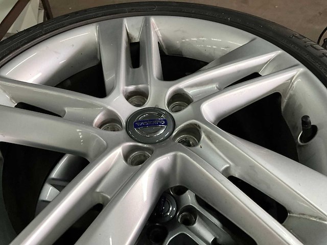 Vredestein vredestein giugiaro wintrac xtreme m+s band (4x) - afbeelding 4 van  5