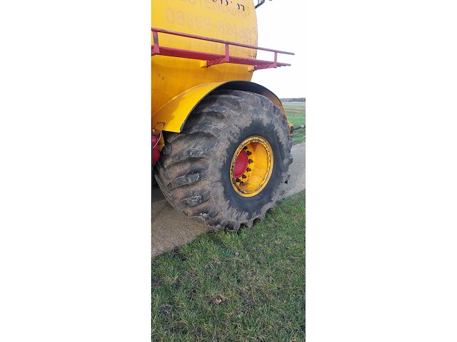Vredo - 1990 - 9600d - zelfrijdende mestverspreider - afbeelding 2 van  7