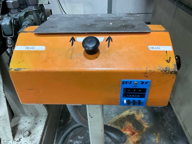 Vremac hydraulische pers - afbeelding 5 van  15