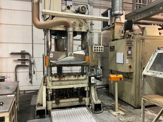 Vremac hydraulische pers - afbeelding 7 van  15