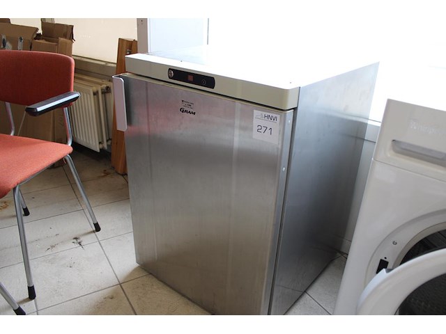 Vrieskast gramm. afmeting 60 x 62 x 83 cm. - afbeelding 1 van  3