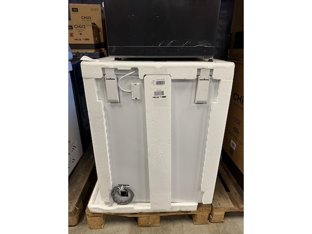 Vrieskist 142 liter chiq, fcf142de - afbeelding 2 van  3