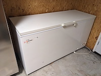 Vrieskist, elcold, wit - afbeelding 1 van  5