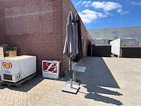 Vrieskist en divers - afbeelding 2 van  4