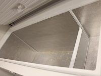 Vriezer bovenlader liebherr premium. afmeting 165 x 70 x 90 cm. - afbeelding 3 van  3