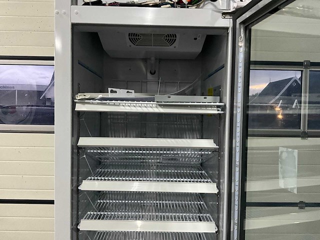 Vriezer - afbeelding 8 van  9