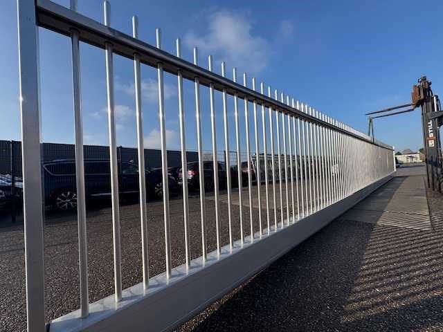 Vrijdragende schuifpoort - afbeelding 5 van  10