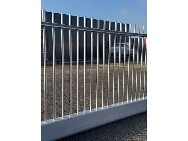 Vrijdragende schuifpoort - afbeelding 6 van  10