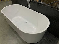 Vrijstaand bad 180 x 90 cm met ben vrijstaande badkraan - afbeelding 3 van  6
