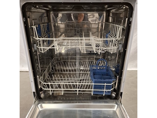 Vrijstaand vaatwasser, indesit, dfg 15b1 a - afbeelding 9 van  11