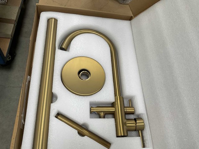 Vrijstaande badkraan - afbeelding 2 van  5