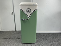 Vrijstaande retro koelkast met vriesvak etna, rbt1154gro, wit met groen - afbeelding 1 van  6