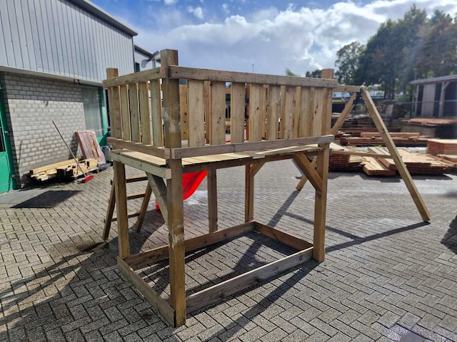 Vrijstaande speeltoren met schommel en glijbaan 410x300x200 cm - afbeelding 2 van  7