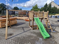 Vrijstaande speeltoren met schommel en glijbaan 410x300x200 cm - afbeelding 2 van  9