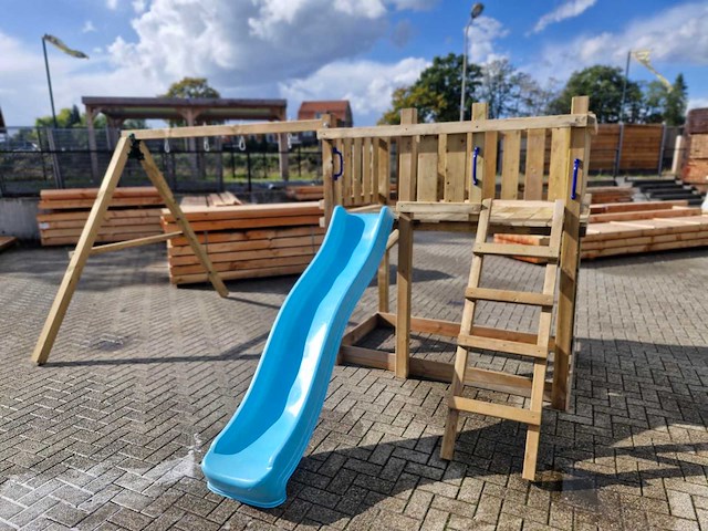 Vrijstaande speeltoren met schommel en glijbaan 410x300x200 cm - afbeelding 2 van  8