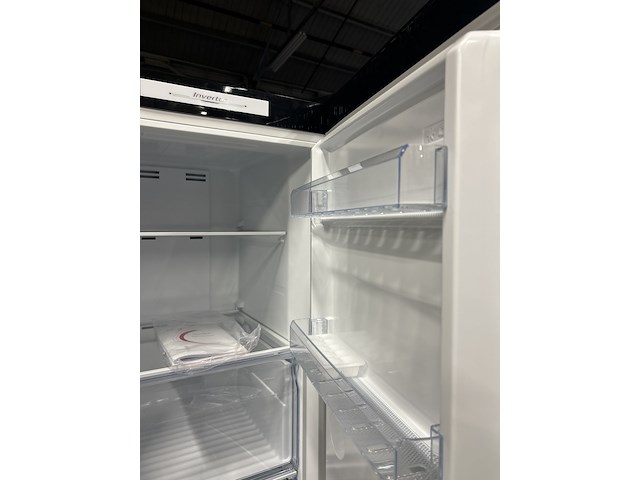 Vrijstaande vriezer 206 liter met led display chiq, csd206neid - afbeelding 9 van  9