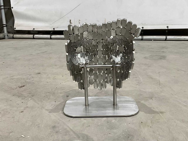 Vrouw buste in inox - afbeelding 4 van  4