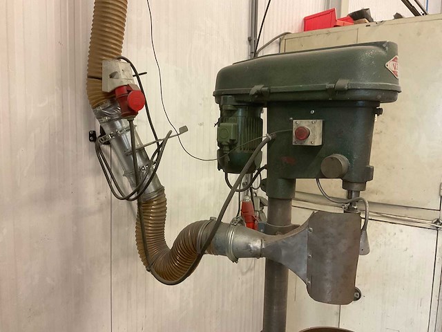 Vsf 16 kolomboormachine - afbeelding 2 van  3