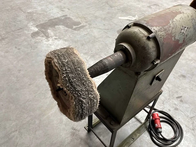 V.s.f 250 polijstmachine - afbeelding 8 van  10