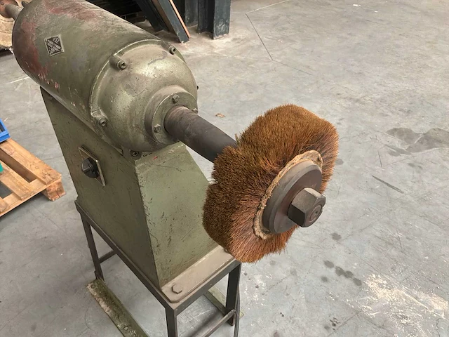 V.s.f 250 polijstmachine - afbeelding 9 van  10