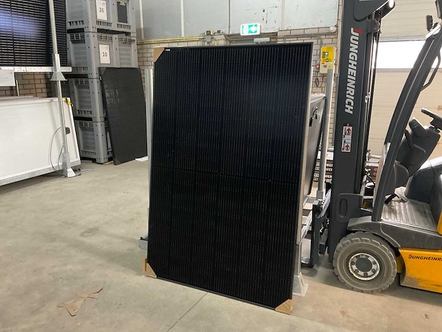 Vsun vsun405-108m-bb zonnepaneel (19x) - afbeelding 1 van  4