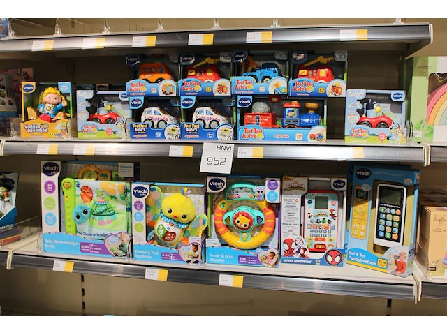 Vtech kinderspeelgoed w.o. dierenvriendjes, telefoons en auto's op twee schappen, 18 stuks. - afbeelding 1 van  4