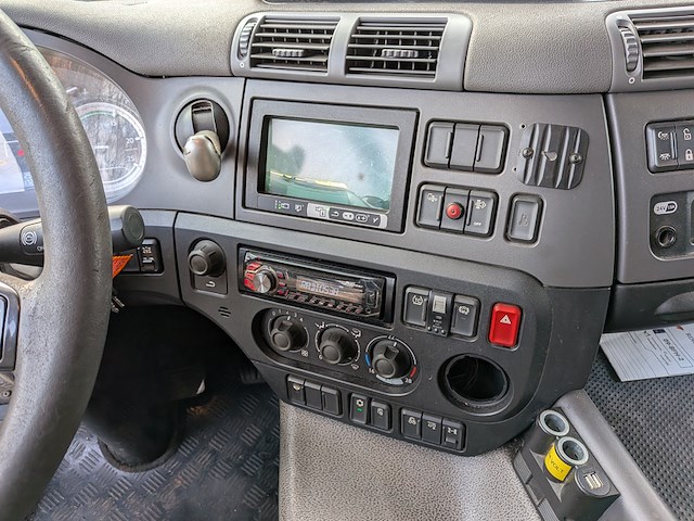 Vuilniswagen, daf, cf 290 fan, 2014, met zijlader en afzetsysteem - afbeelding 17 van  33