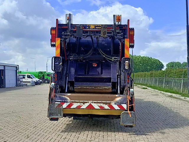 Vuilniswagen, daf, fan cf75.250 achterlader, 2010 - afbeelding 36 van  39