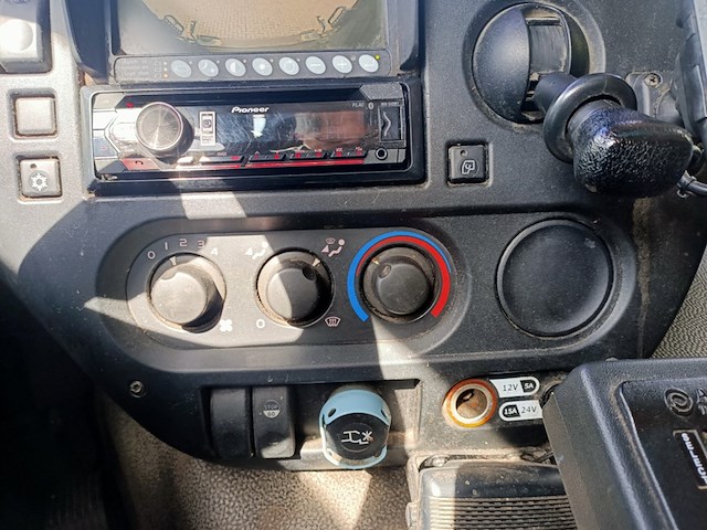 Vuilniswagen, daf, fan cf75.250 pusher 2000 achterlader, 2010 - afbeelding 18 van  39