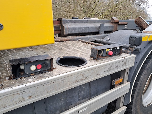 Vuilniswagen met zijlader, daf, cf 290 fan, 2014 - afbeelding 9 van  61