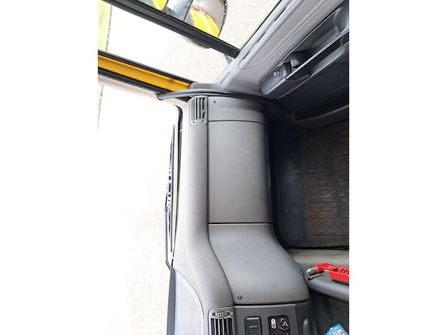 Vuilniswagen met zijlader, daf, cf 290 fan, 2014 - afbeelding 53 van  61