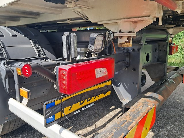 Vuilniswagen met zijlader, scania, p 280 euro 6 hs, 2014 - afbeelding 18 van  75