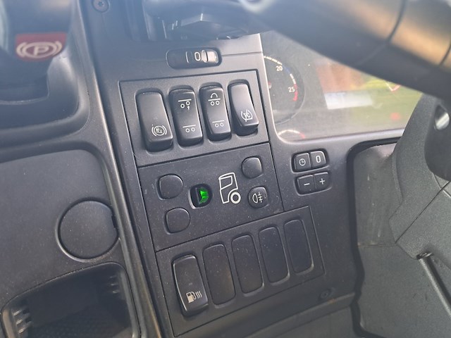 Vuilniswagen met zijlader, scania, p 280 euro 6 hs, 2014 - afbeelding 47 van  75
