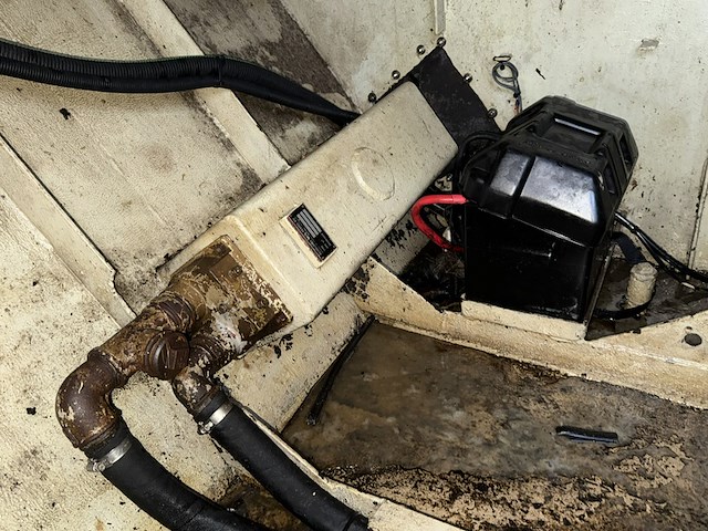 Vuilwaterboot, praam met open stuurhut, pl3 - afbeelding 15 van  63