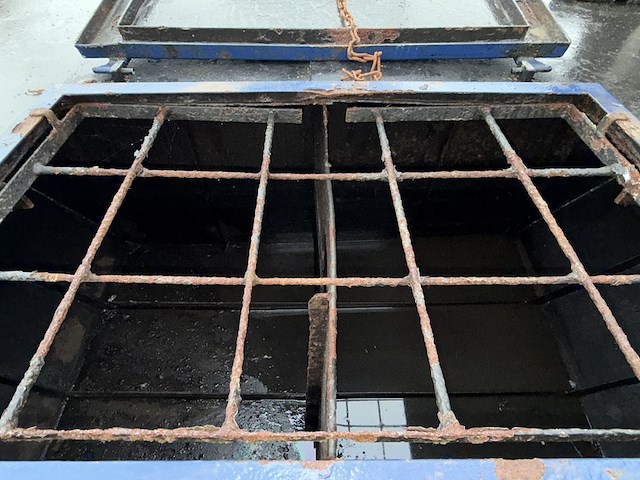 Vuilwaterboot, praam met open stuurhut, pl3 - afbeelding 42 van  63