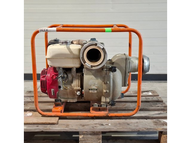 Vuilwaterpomp 96 m³ benzine koshin, kth-100x, bouwjaar 2016 - afbeelding 3 van  10